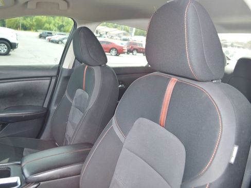 Used 2022 Nissan Sentra SR image 18