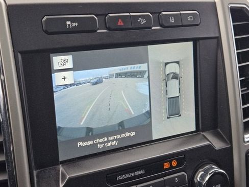 Used 2018 Ford F250 Lariat w/ Lariat Ultimate Package image 27