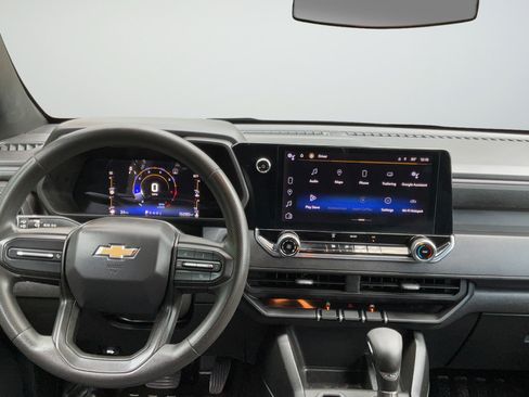 Used 2023 Chevrolet Colorado W/T RWD image 12