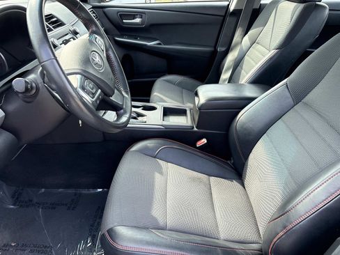 Used 2016 Toyota Camry SE w/ Protection Package (Q2) image 14