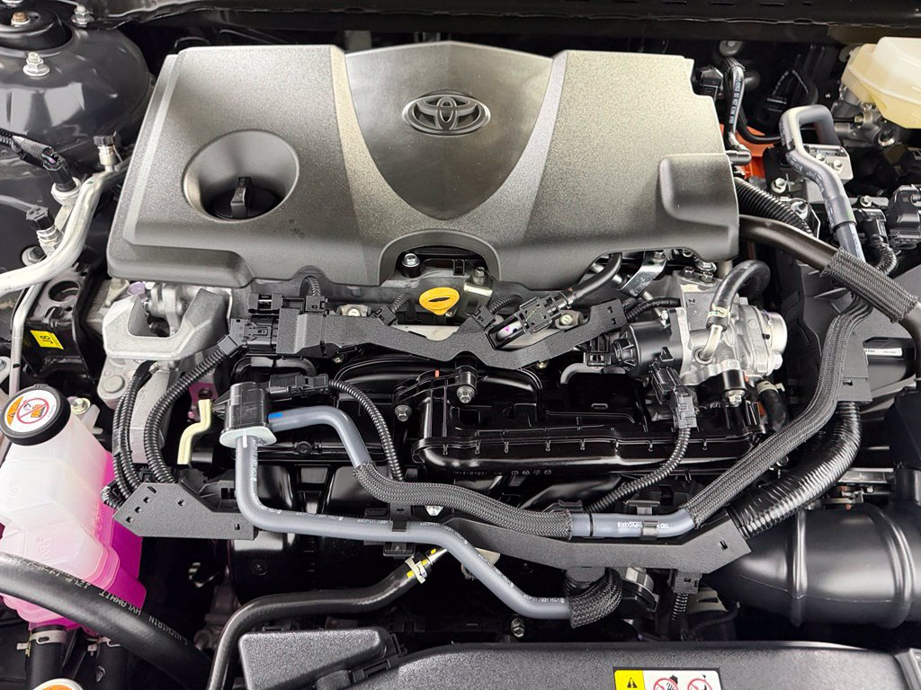 Used 2026 Toyota Camry SE FWD image 21