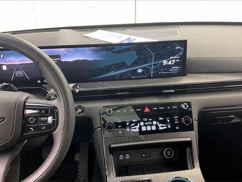 Used 2026 Genesis GV80 3.5T Prestige image 6