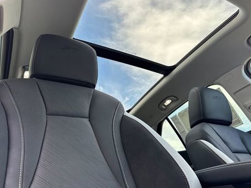 New 2026 Buick Envision Sport Touring image 19