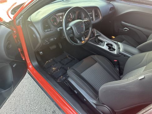 Used 2023 Dodge Challenger SXT image 18