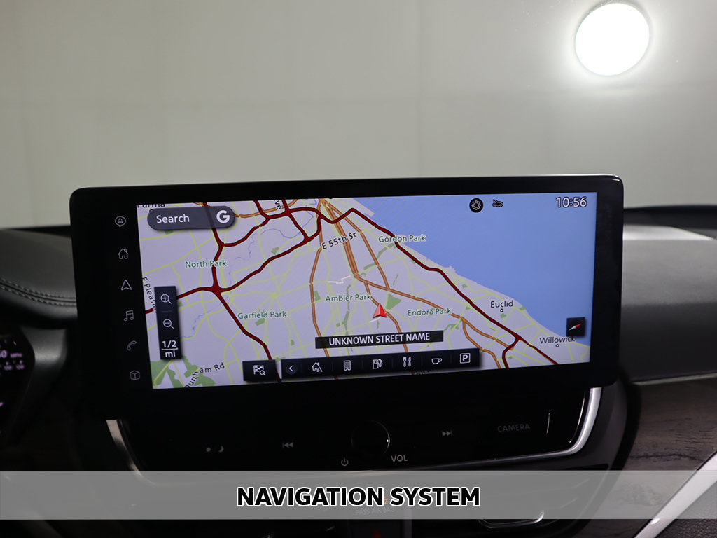 Used 2023 Nissan Altima 2.5 SV w/ SV Premium Package FWD image 3