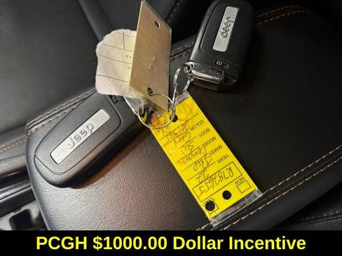 Used 2022 Jeep Compass Limited image 26