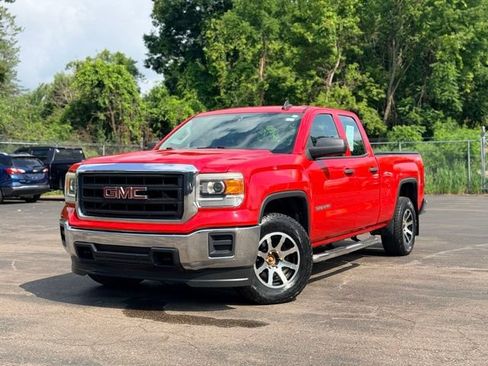 Used 2015 GMC Sierra 1500 4x4 Double Cab w/ Sierra Convenience Package image 2
