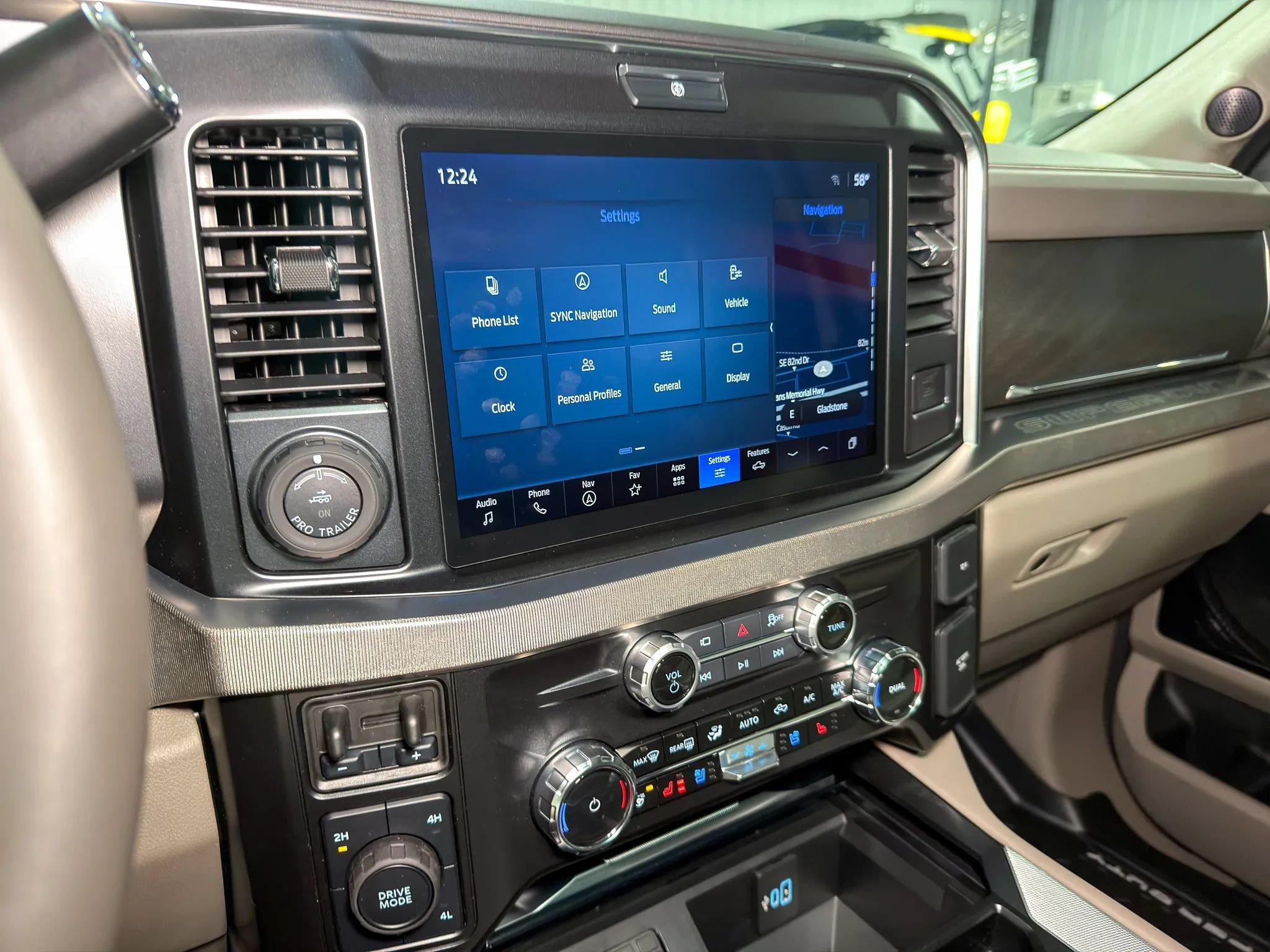 Used 2026 Ford F450 Platinum w/ Platinum Plus Package AWD/4WD image 27