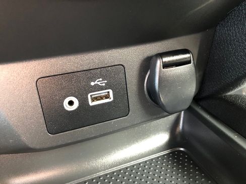 Used 2019 Nissan Rogue SV AWD/4WD image 31