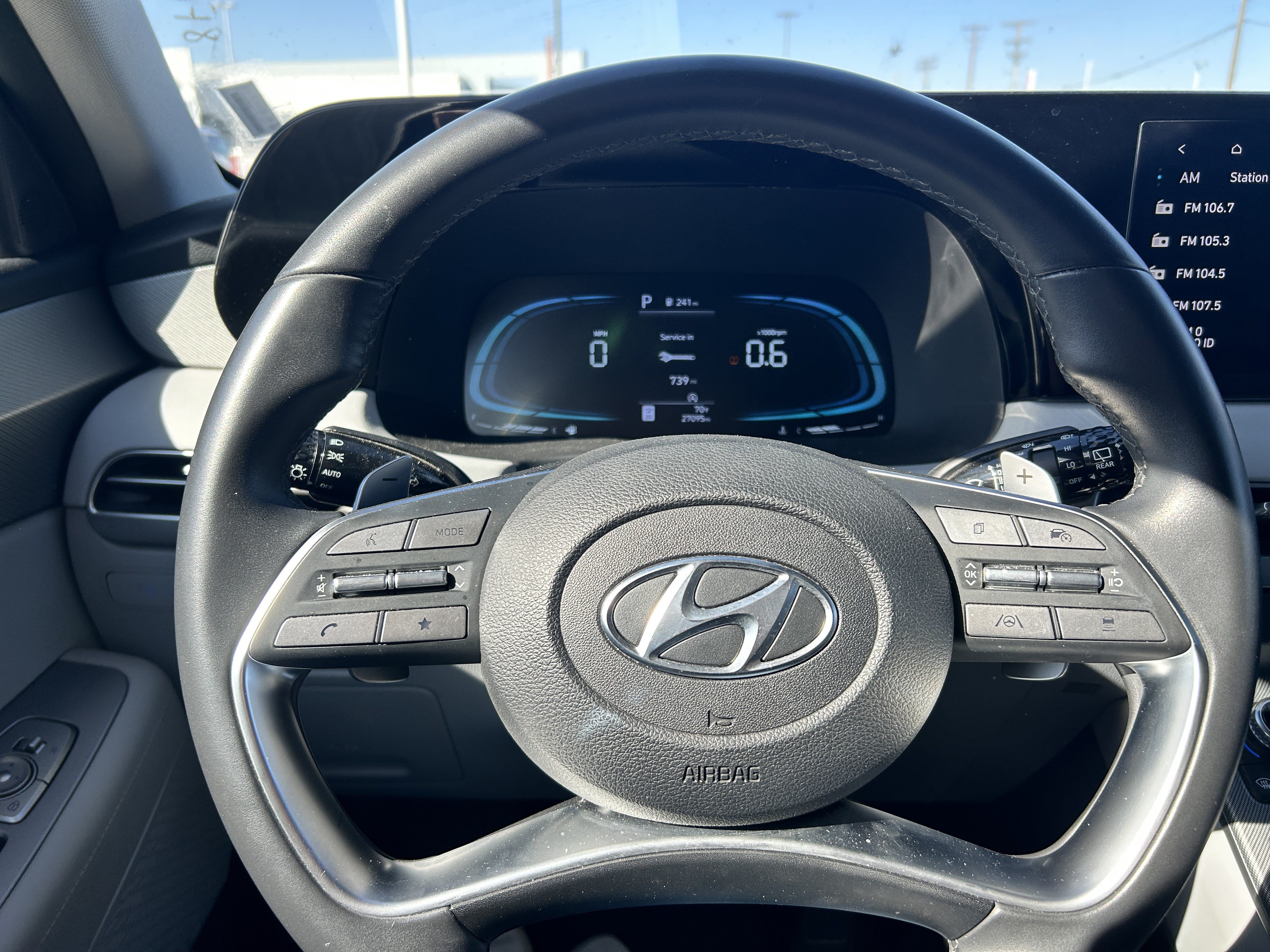 Certified 2025 Hyundai Palisade SEL AWD/4WD image 17