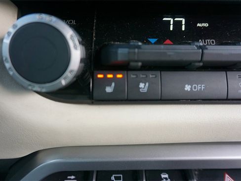 Used 2023 Toyota Tundra 1794 Edition image 14