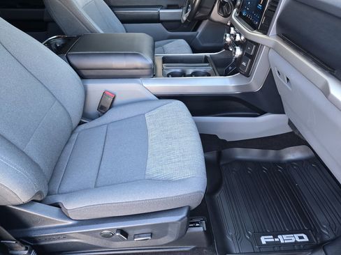 Certified 2021 Ford F150 XLT w/ Equipment Group 302A High image 10