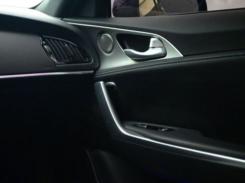 Certified 2021 Kia Stinger GT2 image 15