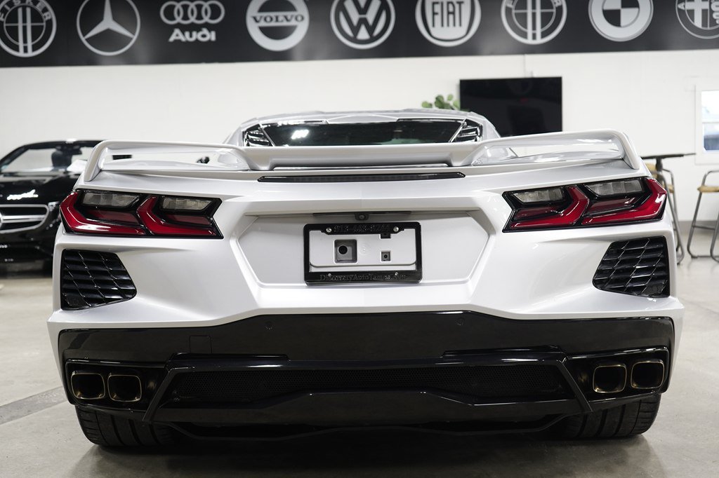 Used 2020 Chevrolet Corvette Stingray Coupe w/ Z51 Performance Package RWD image 4