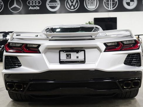 Used 2020 Chevrolet Corvette Stingray Coupe w/ Z51 Performance Package RWD image 4