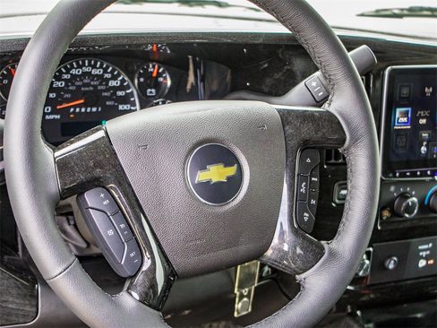 New 2025 Chevrolet Express 2500 w/ Driver Convenience Package image 29