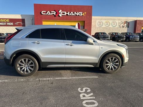 Used 2020 Cadillac XT4 Premium Luxury FWD image 12