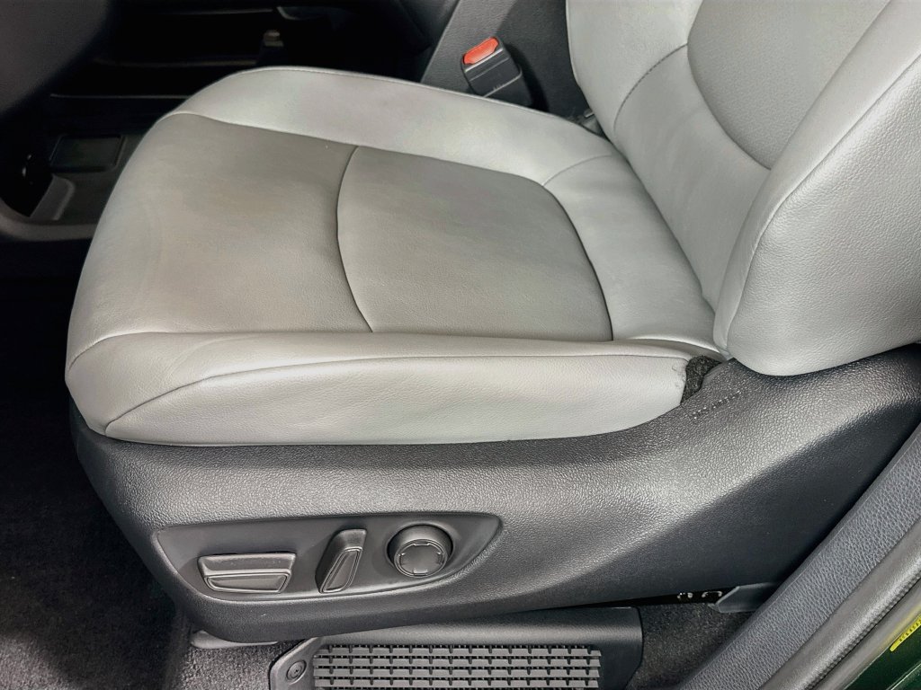 Certified 2026 Toyota Sienna XLE FWD image 20