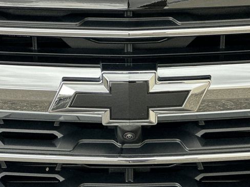 Used 2026 Chevrolet Traverse LT w/ Driver Confidence Package FWD image 40