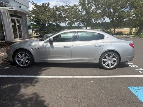 Used 2014 Maserati Quattroporte GTS RWD image 21