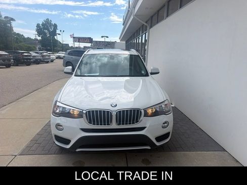 Used 2017 BMW X3 xDrive28i AWD/4WD image 2