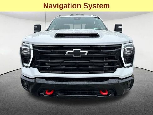 Used 2025 Chevrolet Silverado 2500 LTZ w/ LTZ Plus Package AWD/4WD image 4
