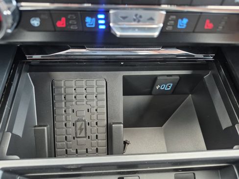 New 2026 Ford F350 King Ranch w/ Chrome Package image 36