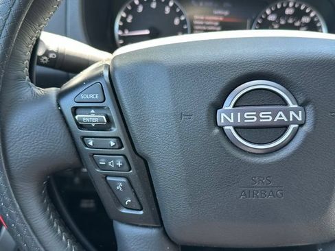 Used 2024 Nissan Frontier SL w/ Technology Package AWD/4WD image 19