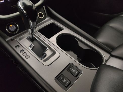 Used 2023 Nissan Murano SV image 22