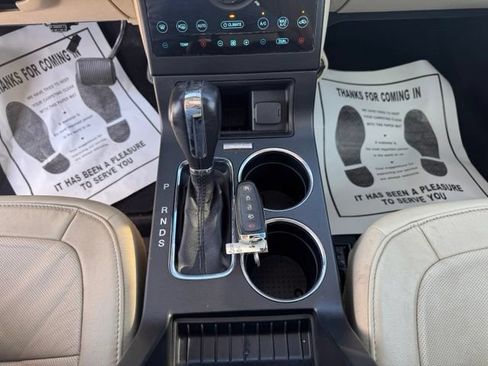 Used 2017 Ford Flex Limited AWD/4WD image 19