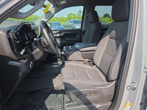 Certified 2024 Chevrolet Silverado 1500 LT AWD/4WD image 26