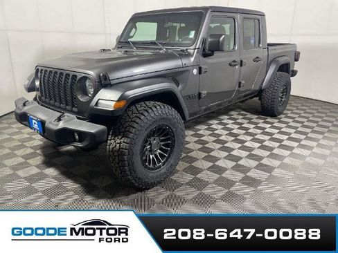 Used 2020 Jeep Gladiator Sport w/ Quick Order Package 24S image 4