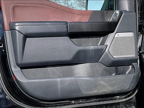 Used 2021 Ford F150 Lariat w/ Equipment Group 502A High image 20