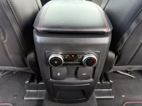 Used 2022 Ford Explorer ST-Line w/ Class IV Trailer Tow Package image 34