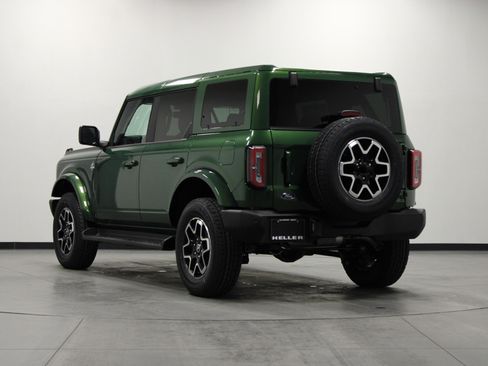 New 2025 Ford Bronco Outer Banks image 6