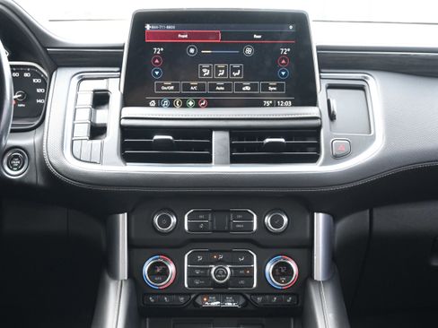 Used 2021 GMC Yukon XL SLT image 5