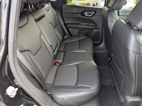 New 2026 Jeep Compass Latitude image 31