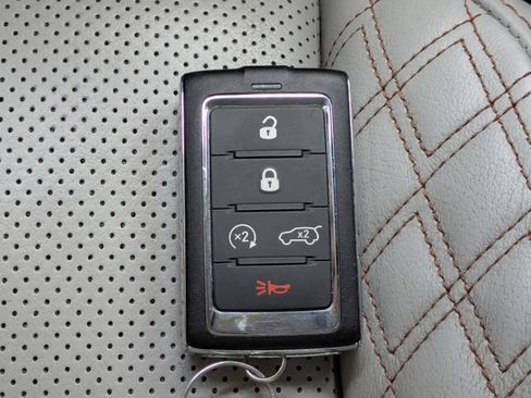 Certified 2022 Jeep Grand Cherokee L Summit w/ Advanced Protech Group IV AWD/4WD image 21