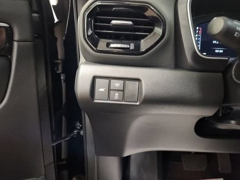 Certified 2025 Honda Pilot Black Edition image 20