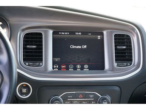 Used 2020 Dodge Charger SXT image 22