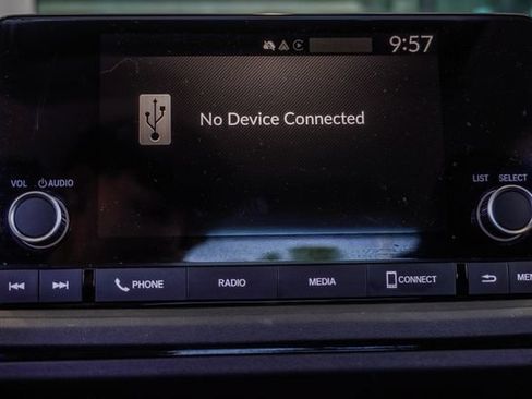 Used 2023 Honda Accord EX image 27