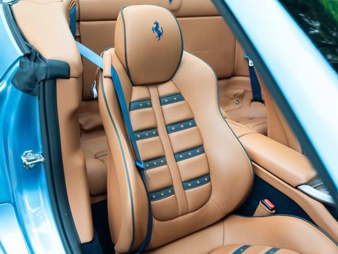 Used 2010 Ferrari California image 50