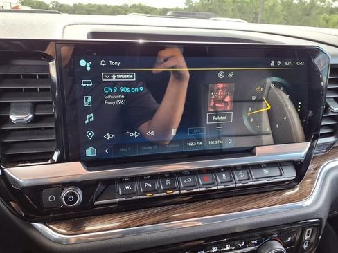 Used 2023 Chevrolet Silverado 1500 LT Trail Boss w/ LT Trail Boss Premium Package AWD/4WD image 58