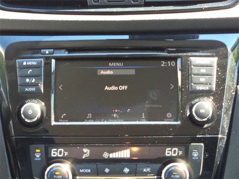 Used 2019 Nissan Rogue Sport SV image 11