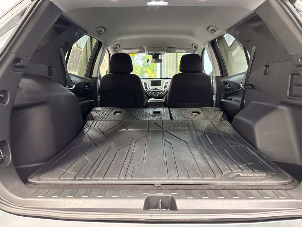 Used 2023 Chevrolet Equinox LT AWD/4WD image 39