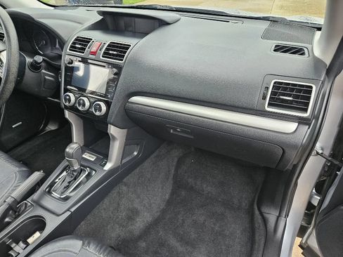 Used 2016 Subaru Forester 2.5i Touring w/ Eyesight & Navigation System AWD/4WD image 17