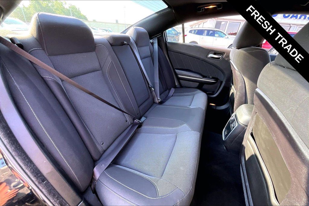 Used 2019 Dodge Charger SXT RWD image 23