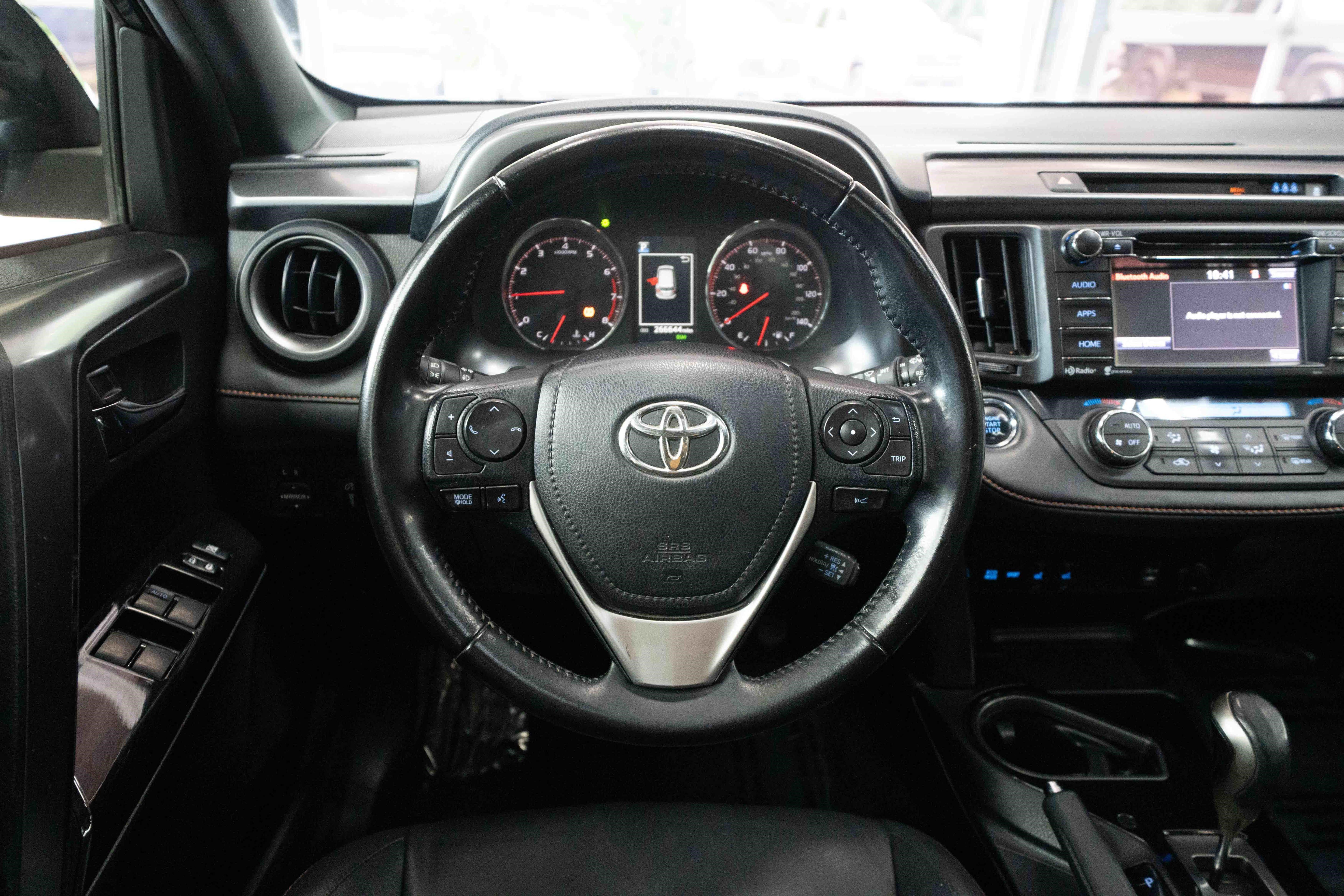 Used 2017 Toyota RAV4 SE w/ Power Special Value Package AWD/4WD image 21