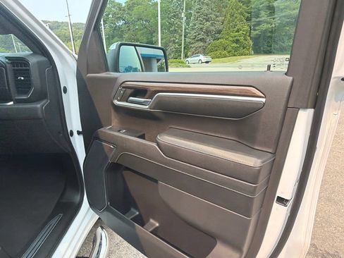 Certified 2023 Chevrolet Silverado 1500 LT AWD/4WD image 35