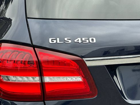 Used 2018 Mercedes-Benz GLS 450 4MATIC image 28